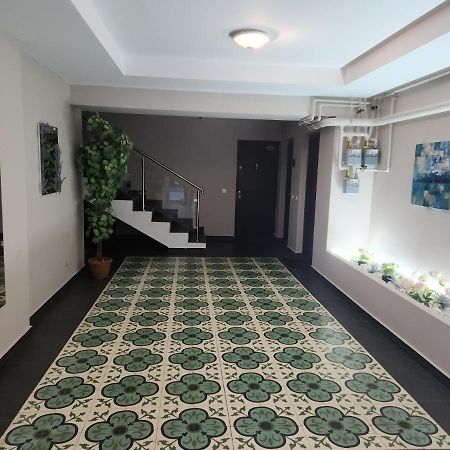 Airport Apartment Otopeni Luaran gambar