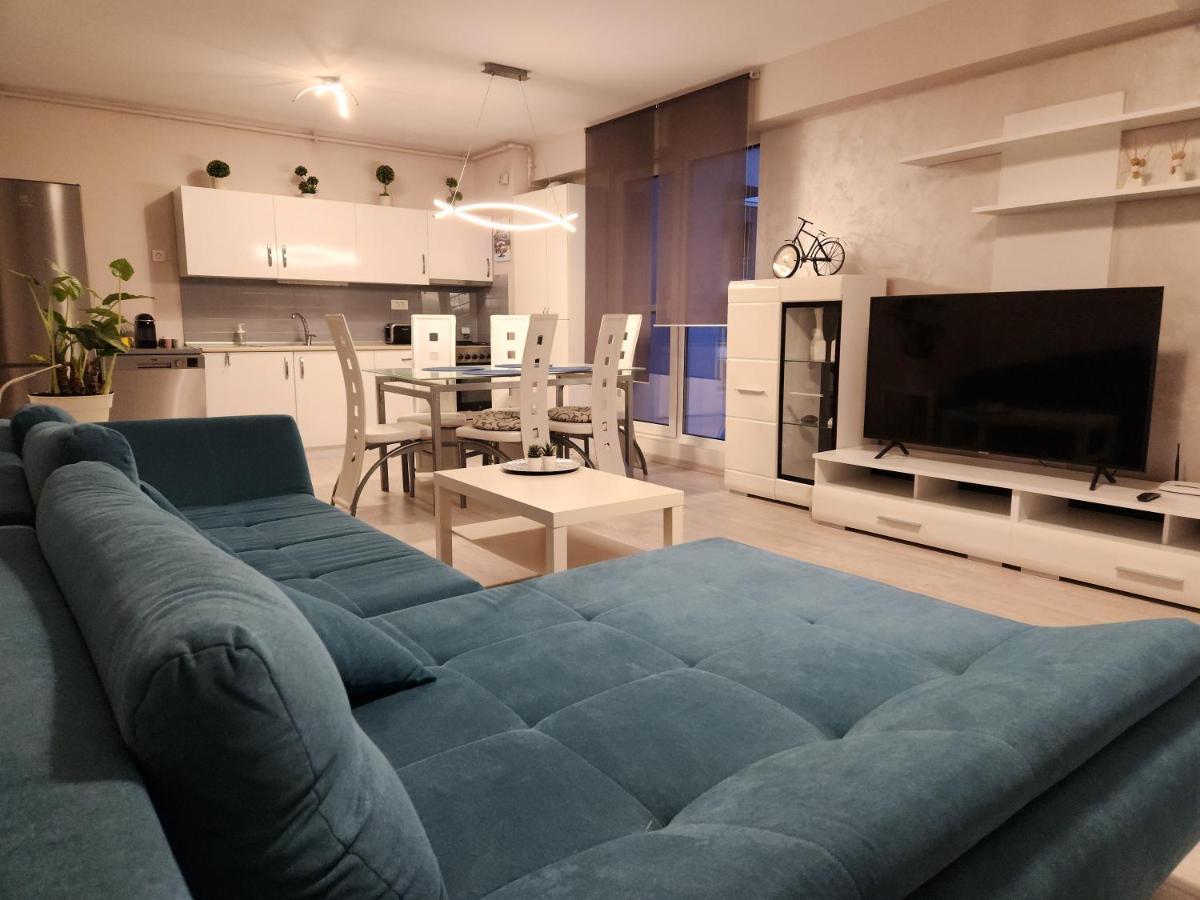 Airport Apartment Otopeni Luaran gambar