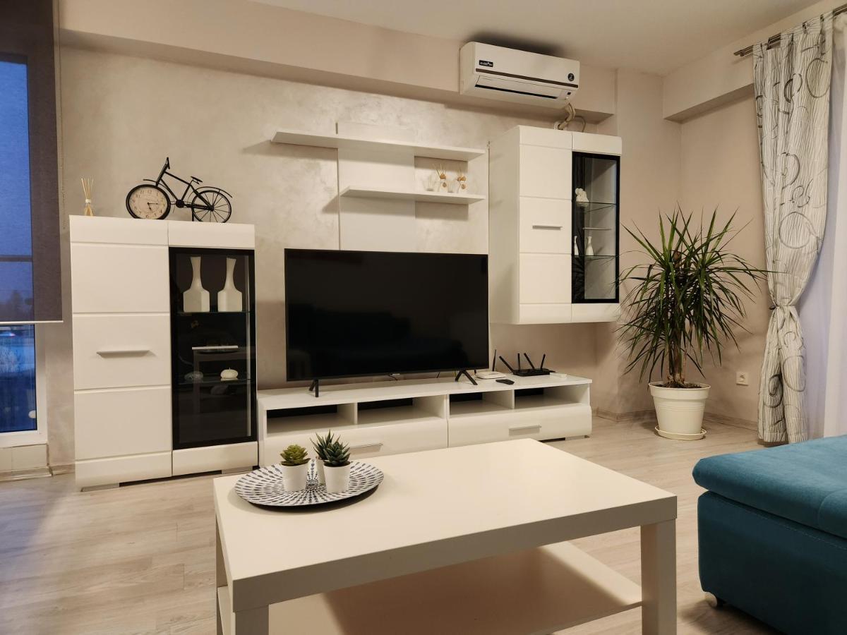 Airport Apartment Otopeni Luaran gambar