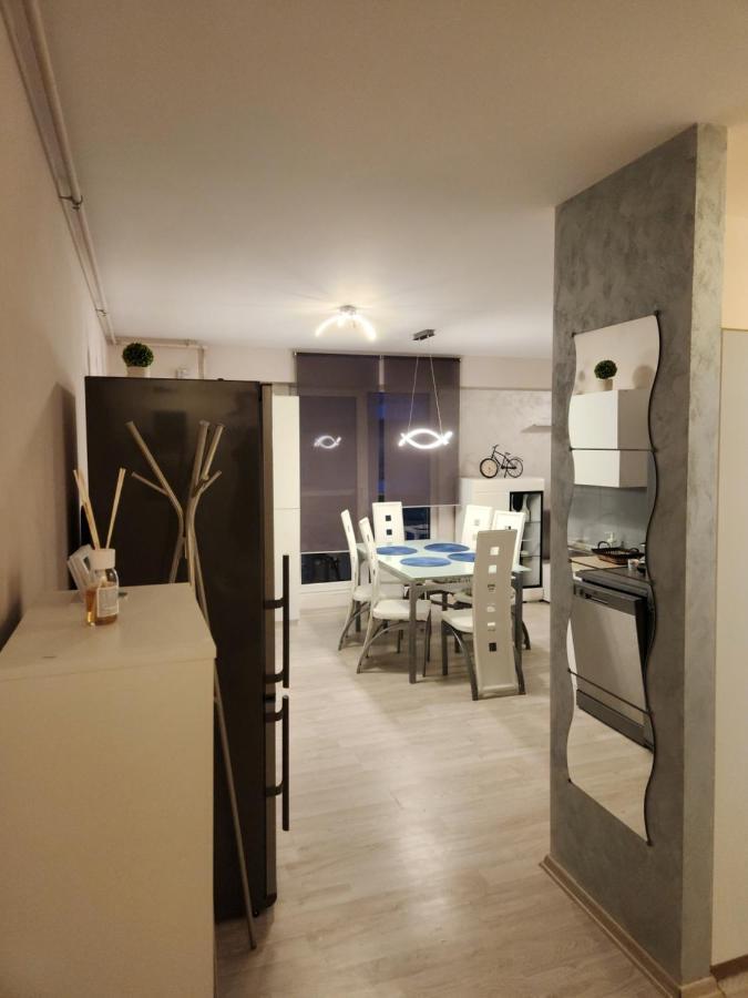 Airport Apartment Otopeni Luaran gambar