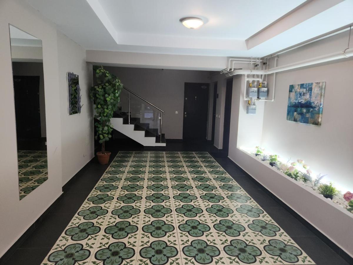 Airport Apartment Otopeni Luaran gambar