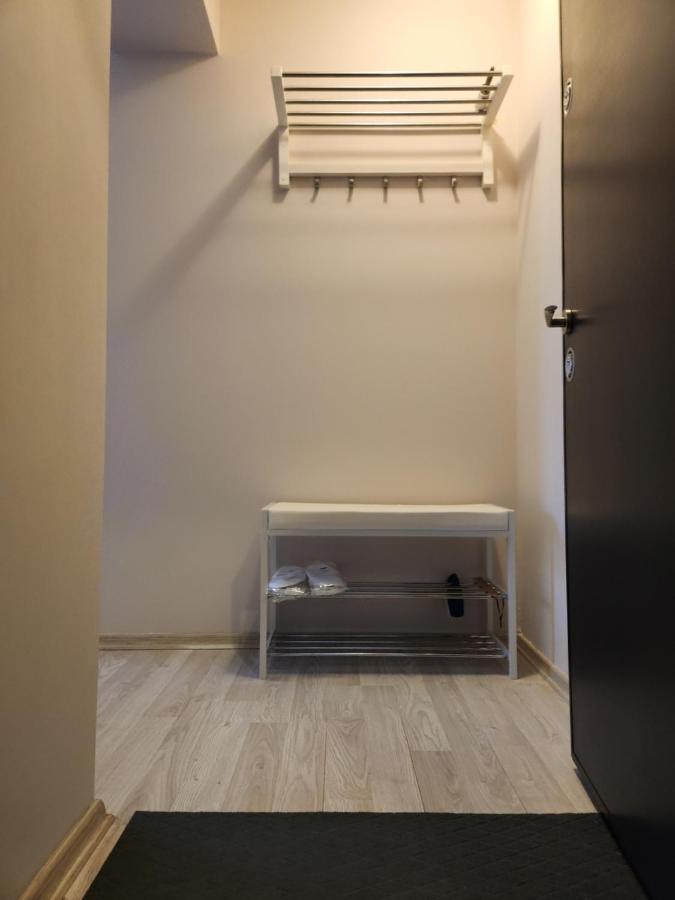 Airport Apartment Otopeni Luaran gambar