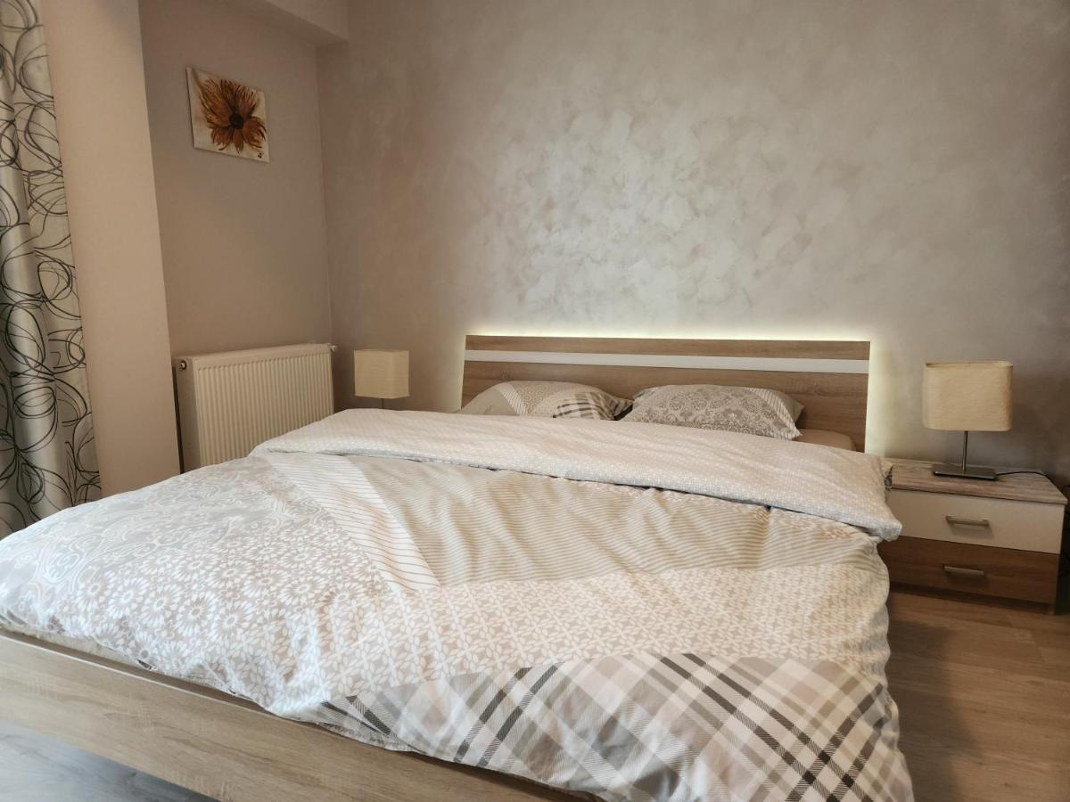 Airport Apartment Otopeni Luaran gambar